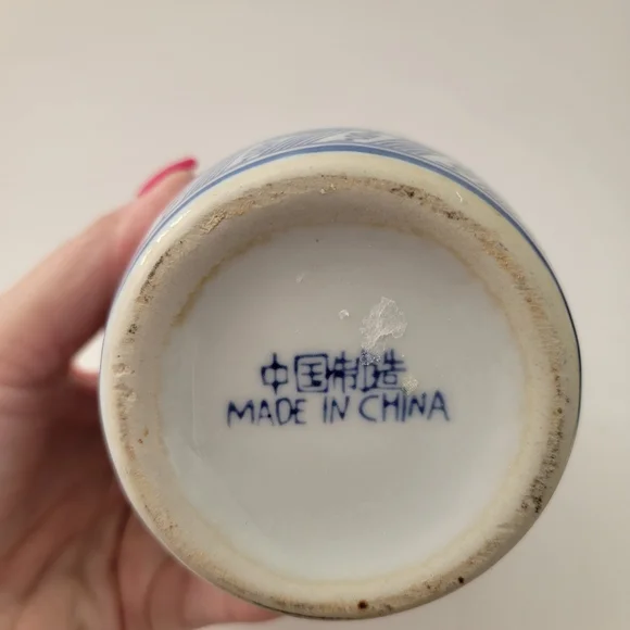 Blue & White Porcelain Chinoisery Bird Floral Pattern Vase Vessel - Picture 6 of 7